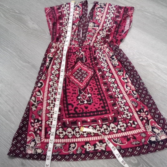 Boho Tunic Dress Plunge Neckline Red/Black Geo Pattern Dolman Sleeve - Picture 11 of 12